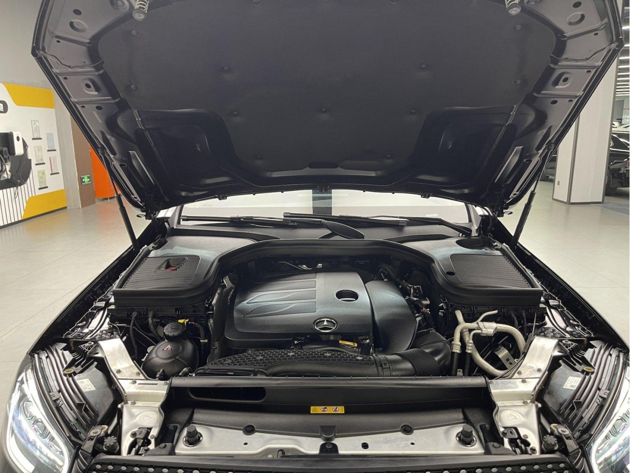 Mercedes-Benz GLC 260 L 2022