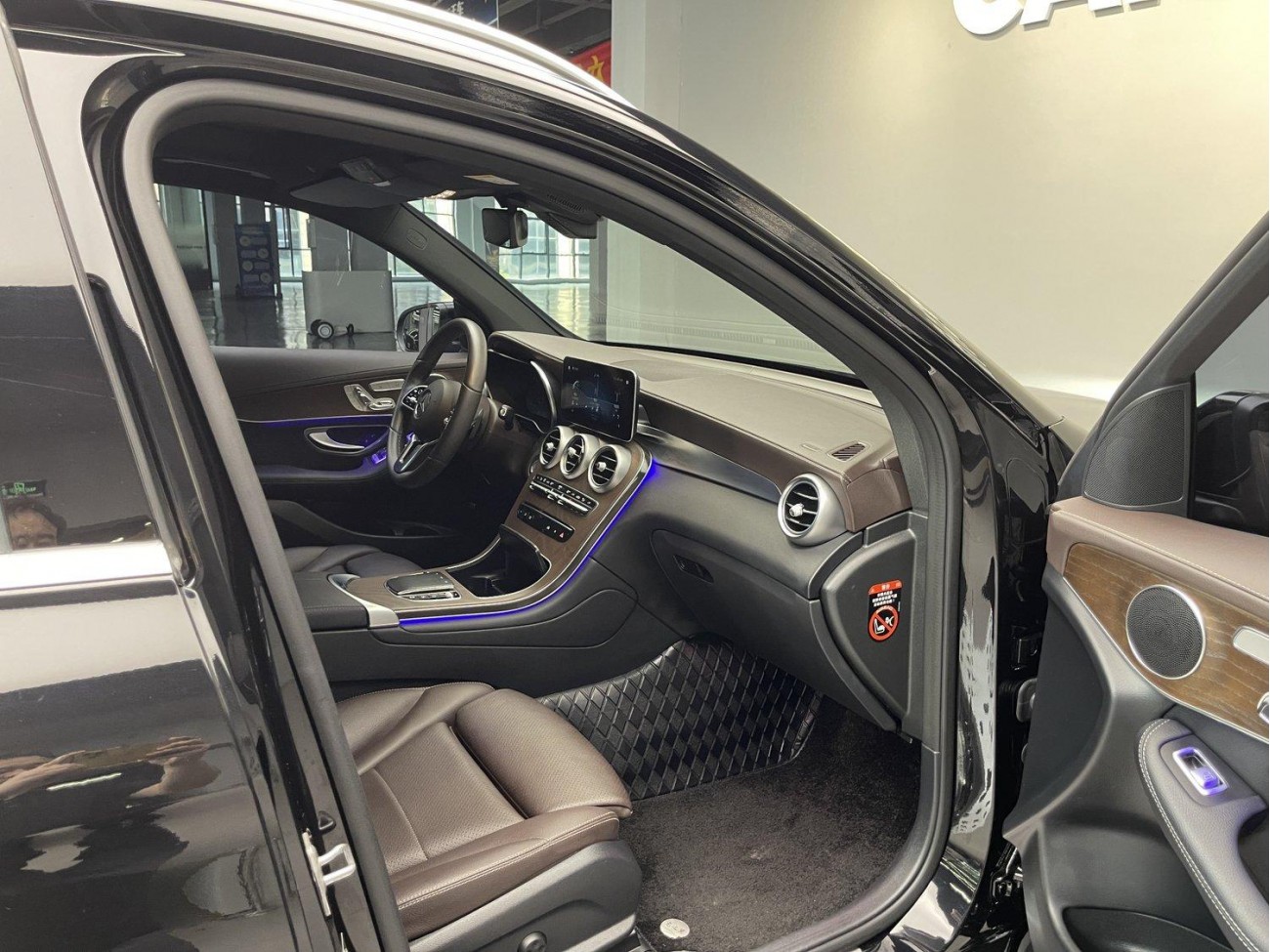 Mercedes-Benz GLC 260 L 2022