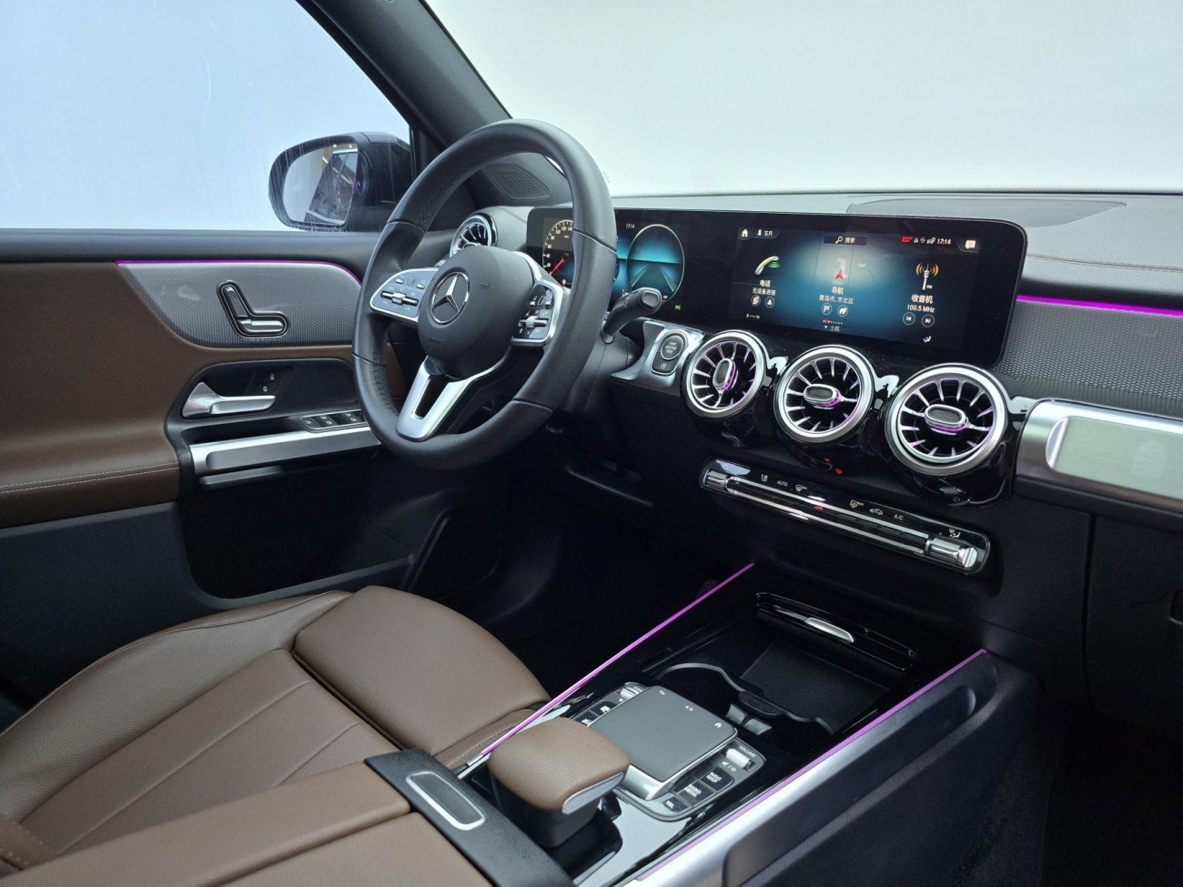 Mercedes-Benz GLB 2023