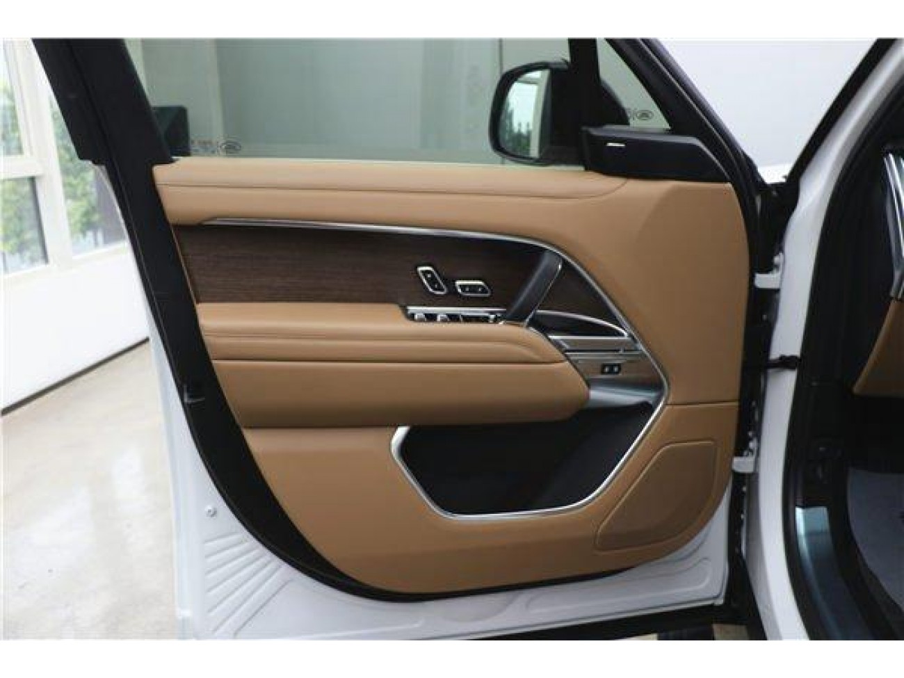 Land Rover Range Rover 2025