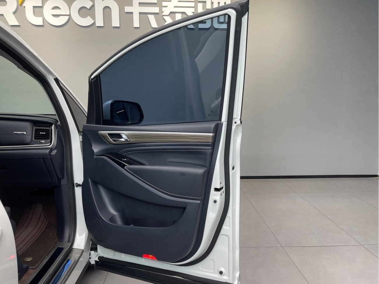 Trumpchi M8 2024