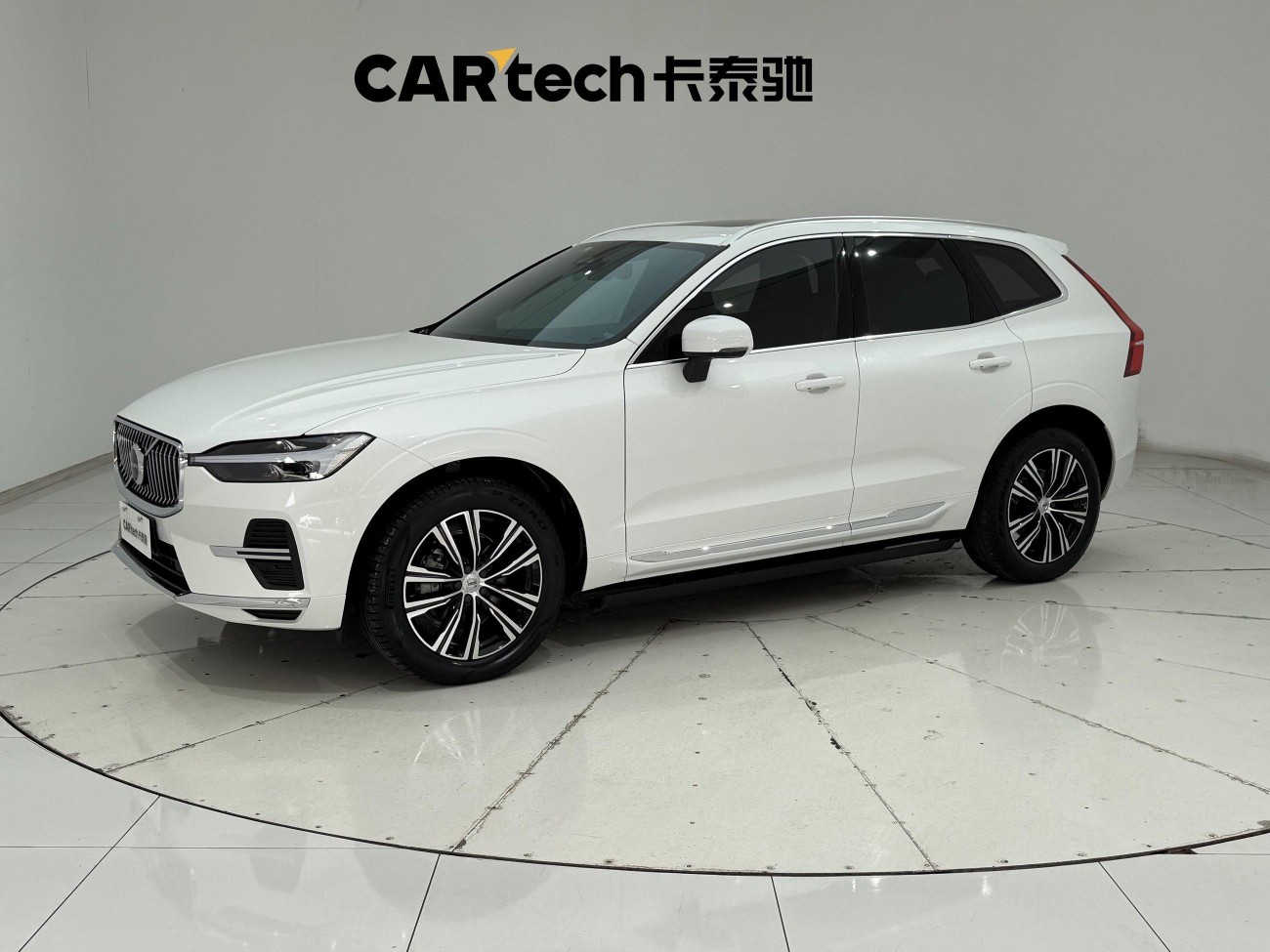 Volvo XC60 2022