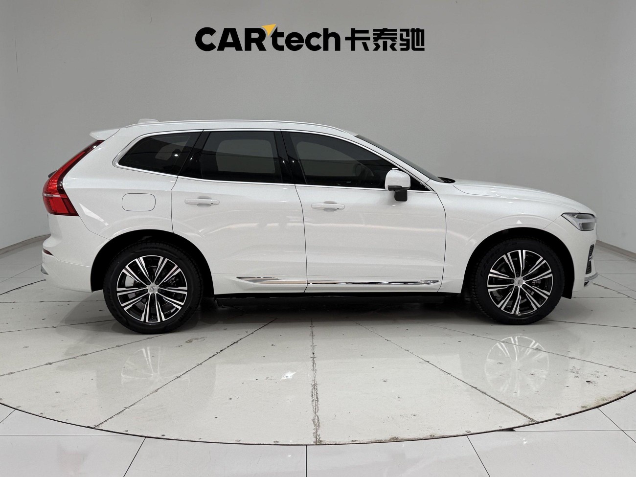 Volvo XC60 2022