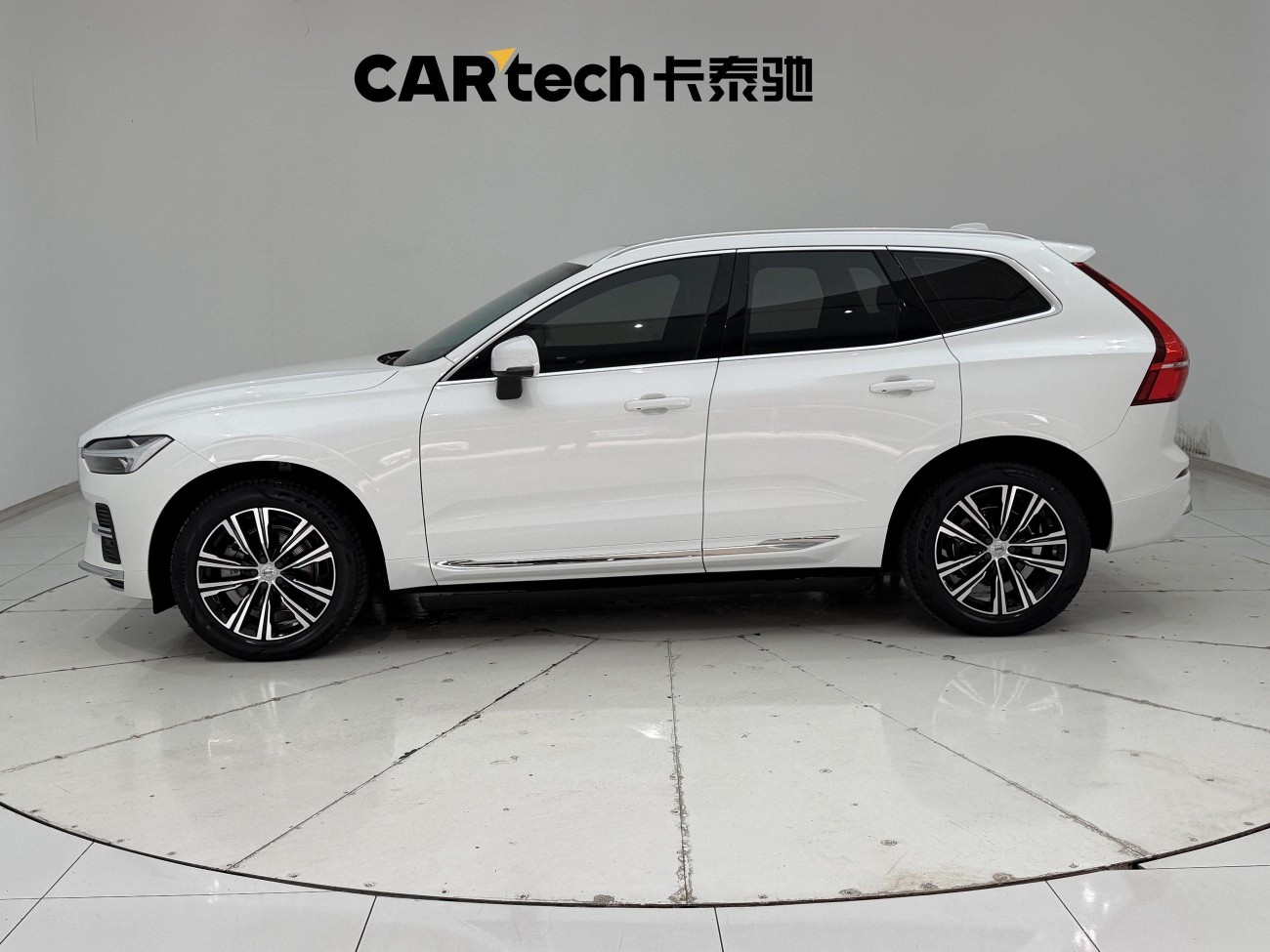 Volvo XC60 2022