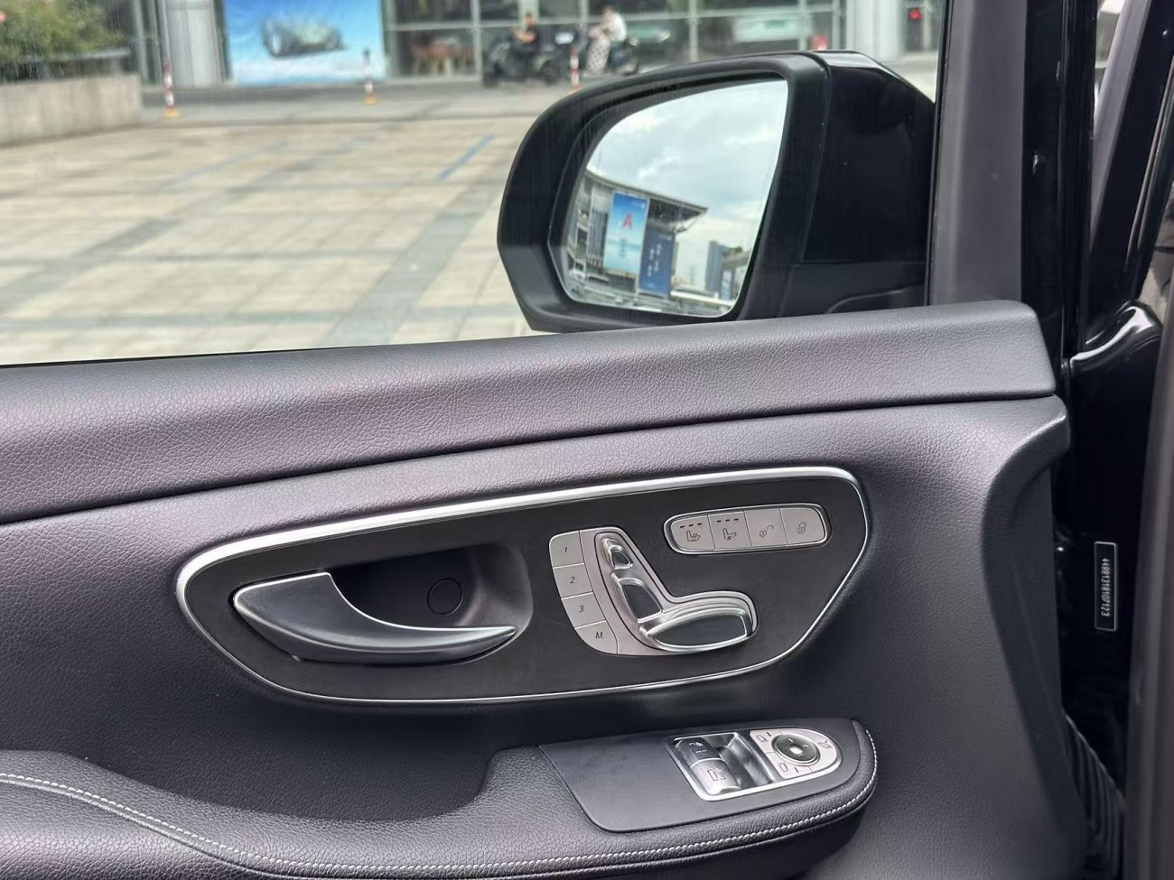 Mercedes-Benz V 2020