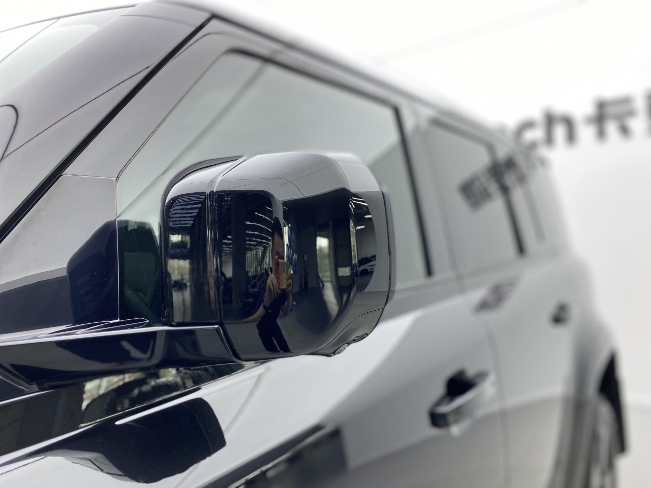Land Rover Defender 2021