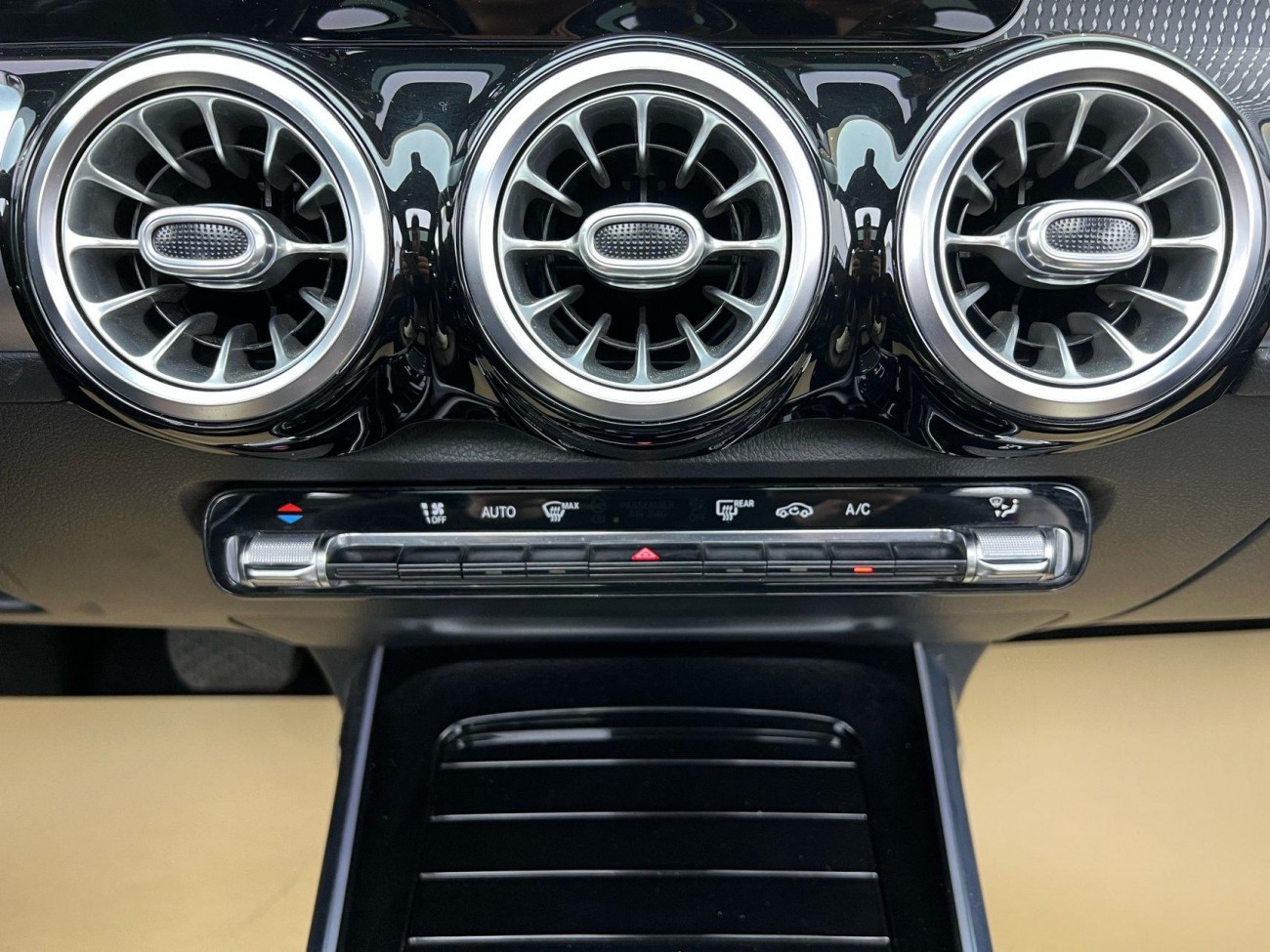 Mercedes-Benz GLB 2020