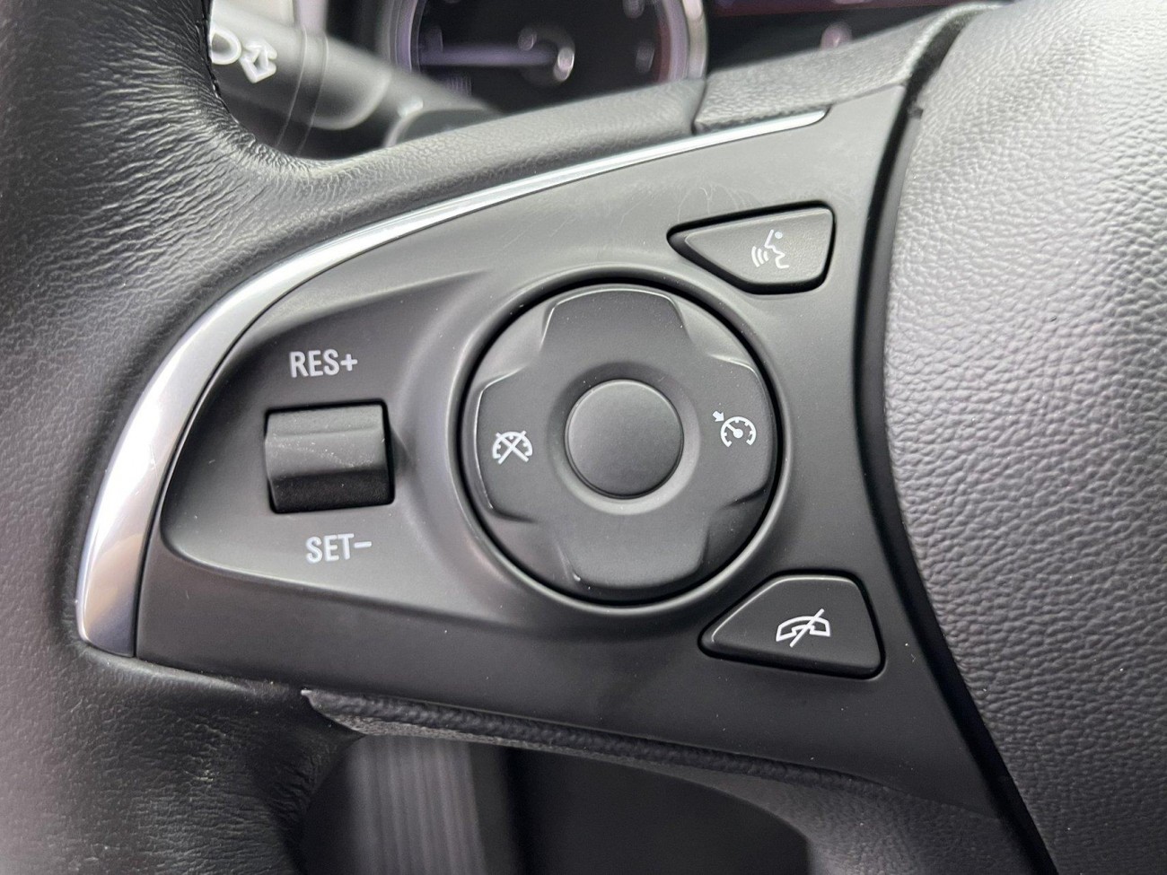 Buick LaCrosse 2021