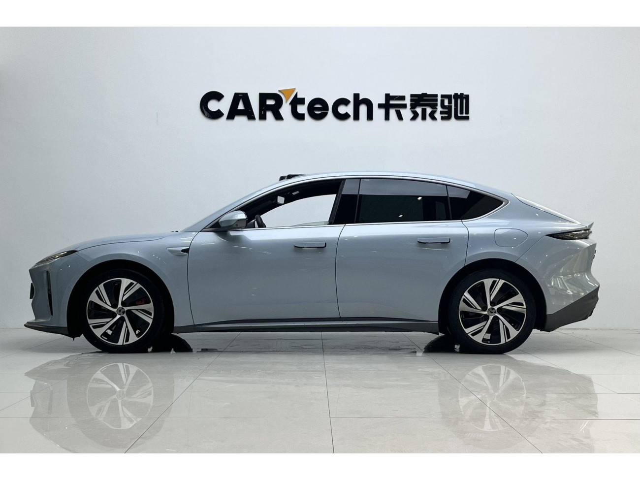 NIO ET5 2023