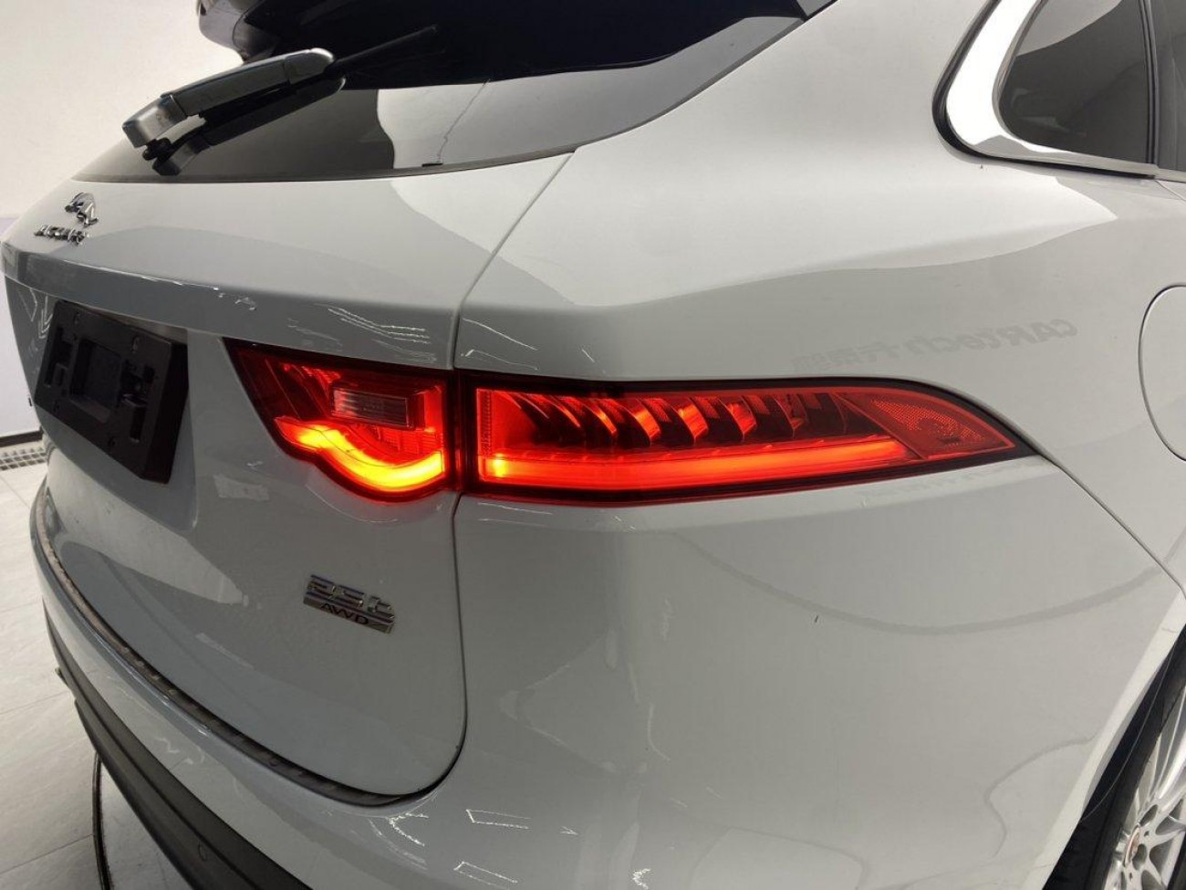 Jaguar F-PACE 2017