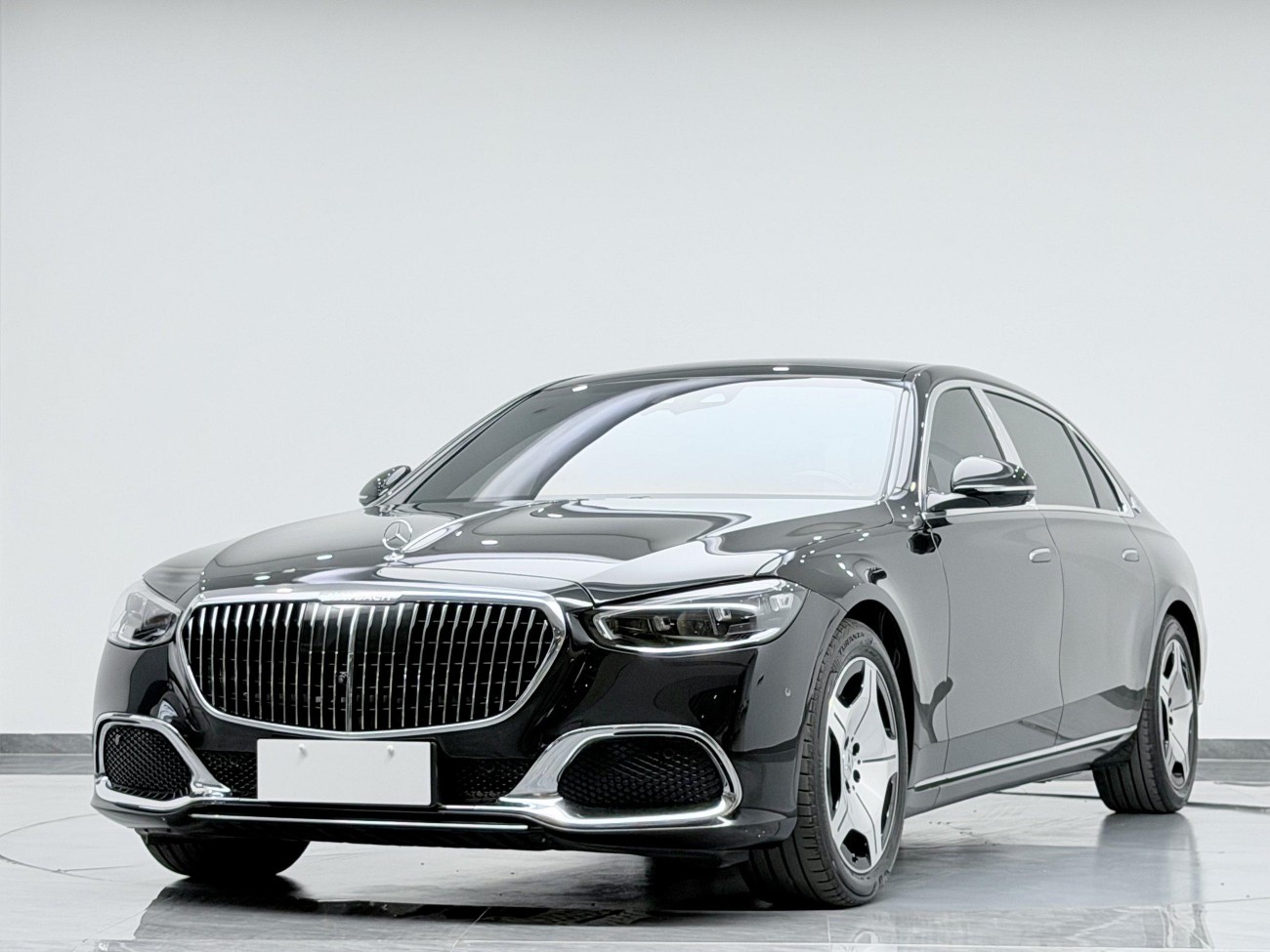 Mercedes-Benz S 480 4MATIC 2025