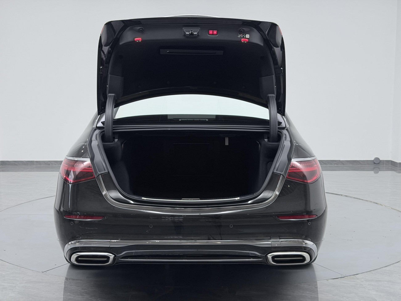 Mercedes-Benz S 480 4MATIC 2025