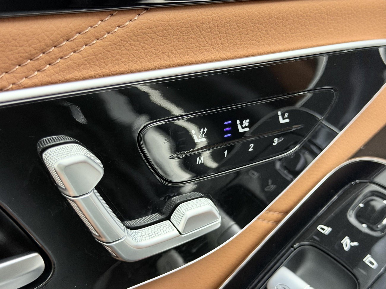 Mercedes-Benz S 480 4MATIC 2025