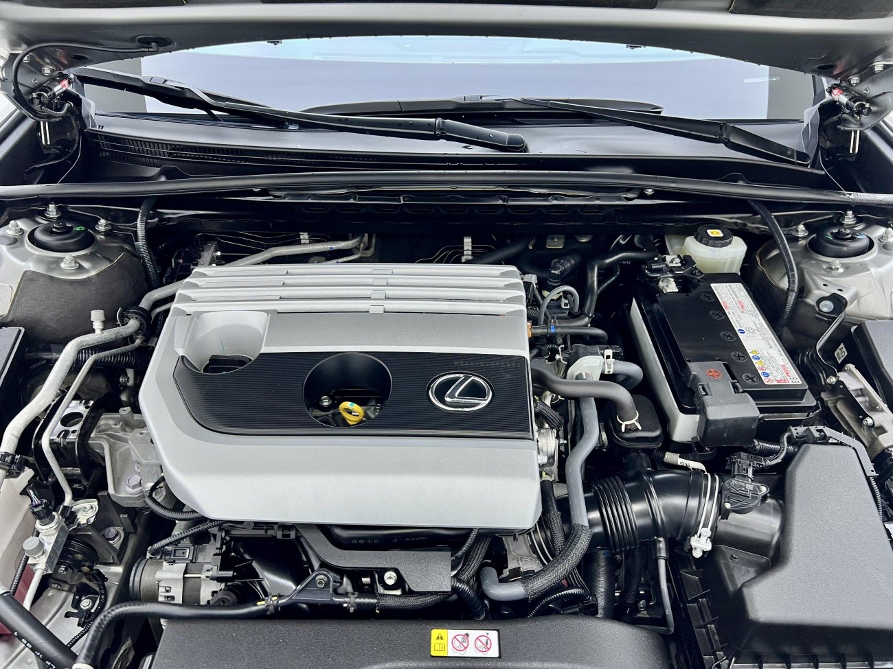 Lexus ES 200 2022