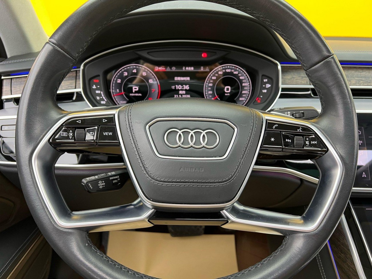 Audi A8L 55 TFSI 2024