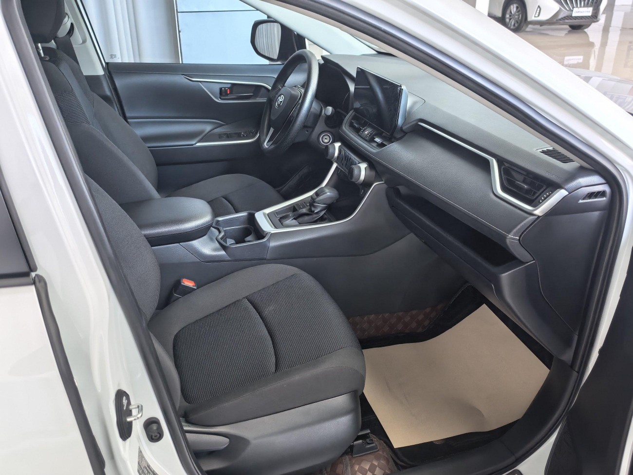 Toyota RAV4 2024