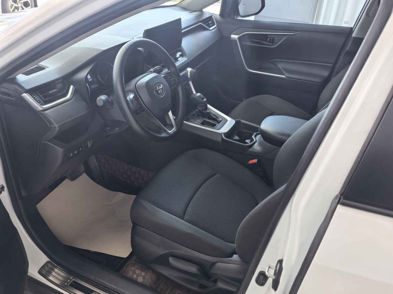 Toyota RAV4 2024