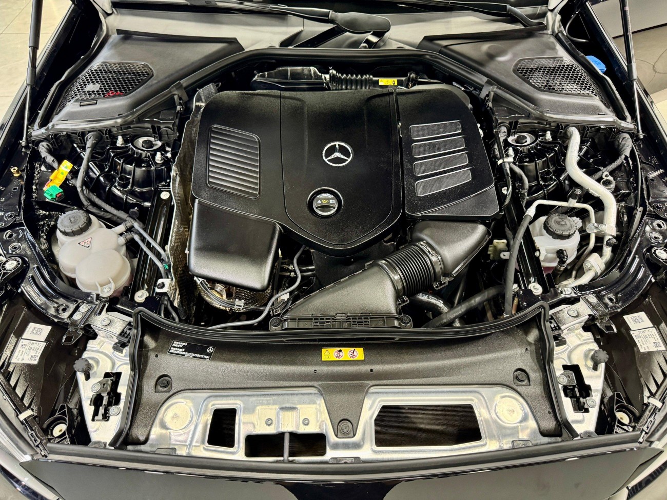 Mercedes-Benz E 350 e 2024