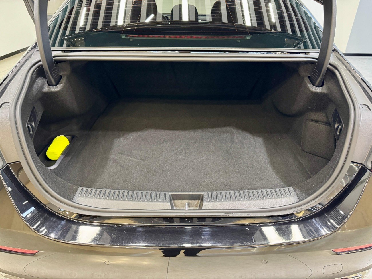 Mercedes-Benz E 350 e 2024