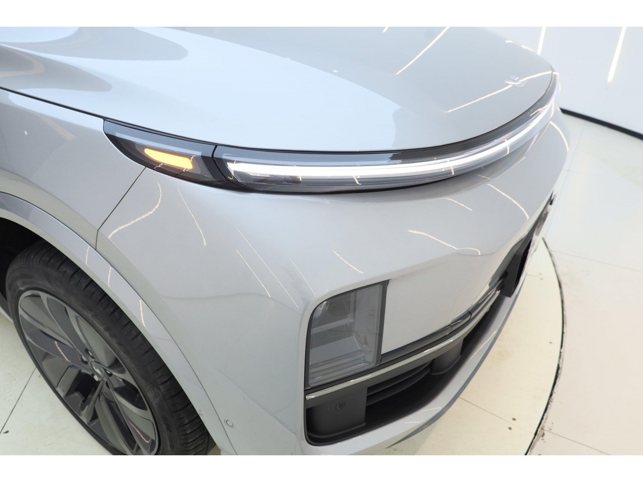Li Auto L8 2023