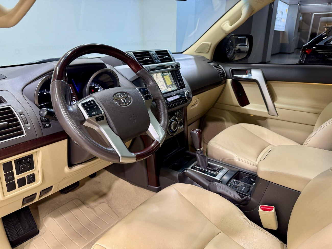 Toyota Prado 2014