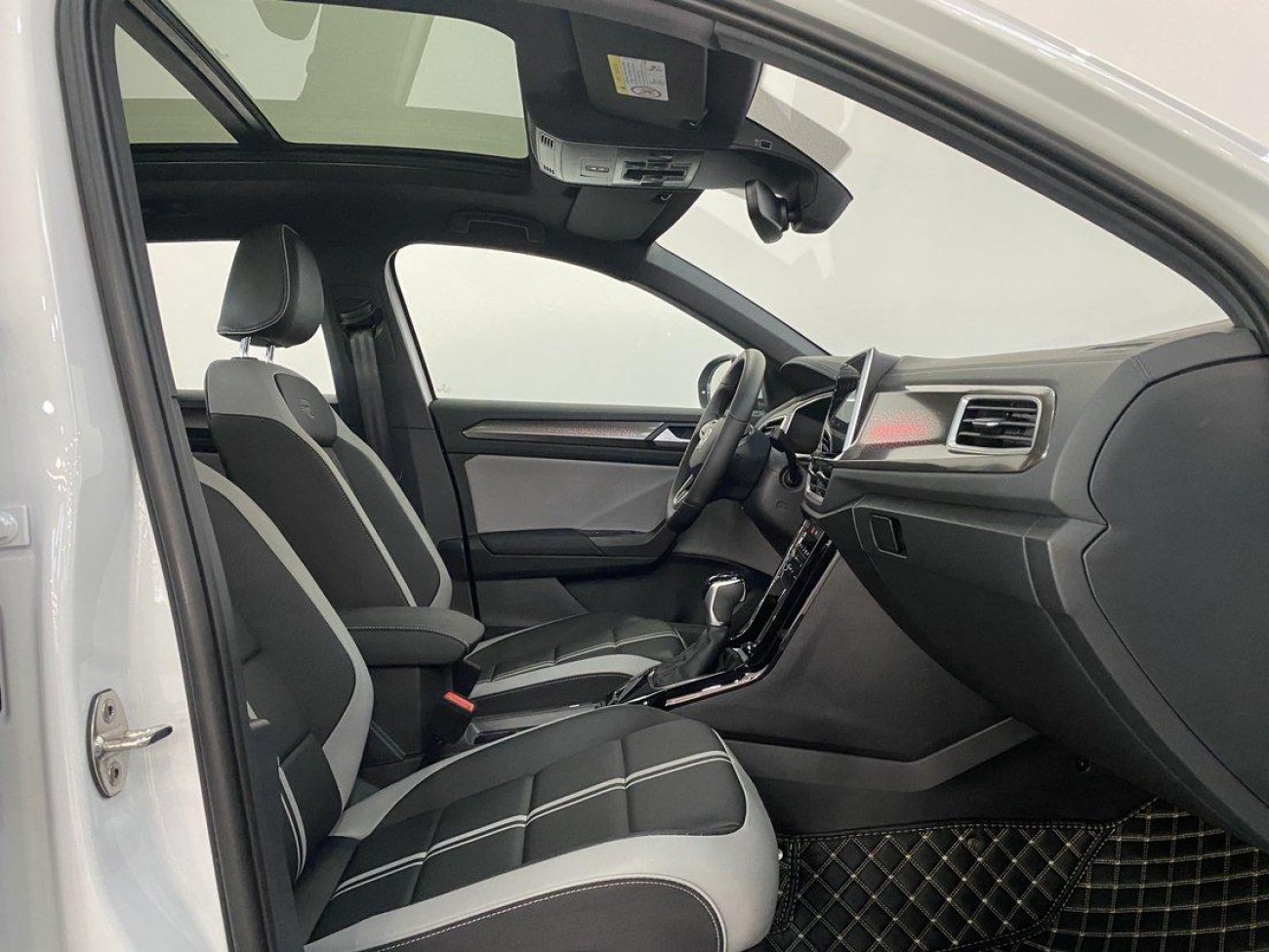 Volkswagen T-ROC 2025