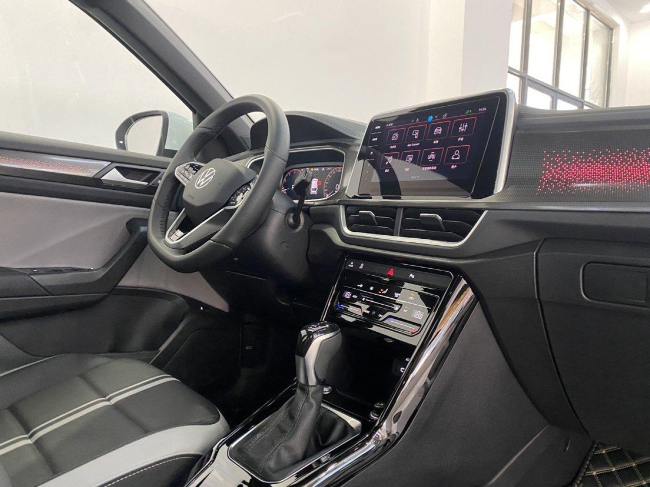 Volkswagen T-ROC 2025