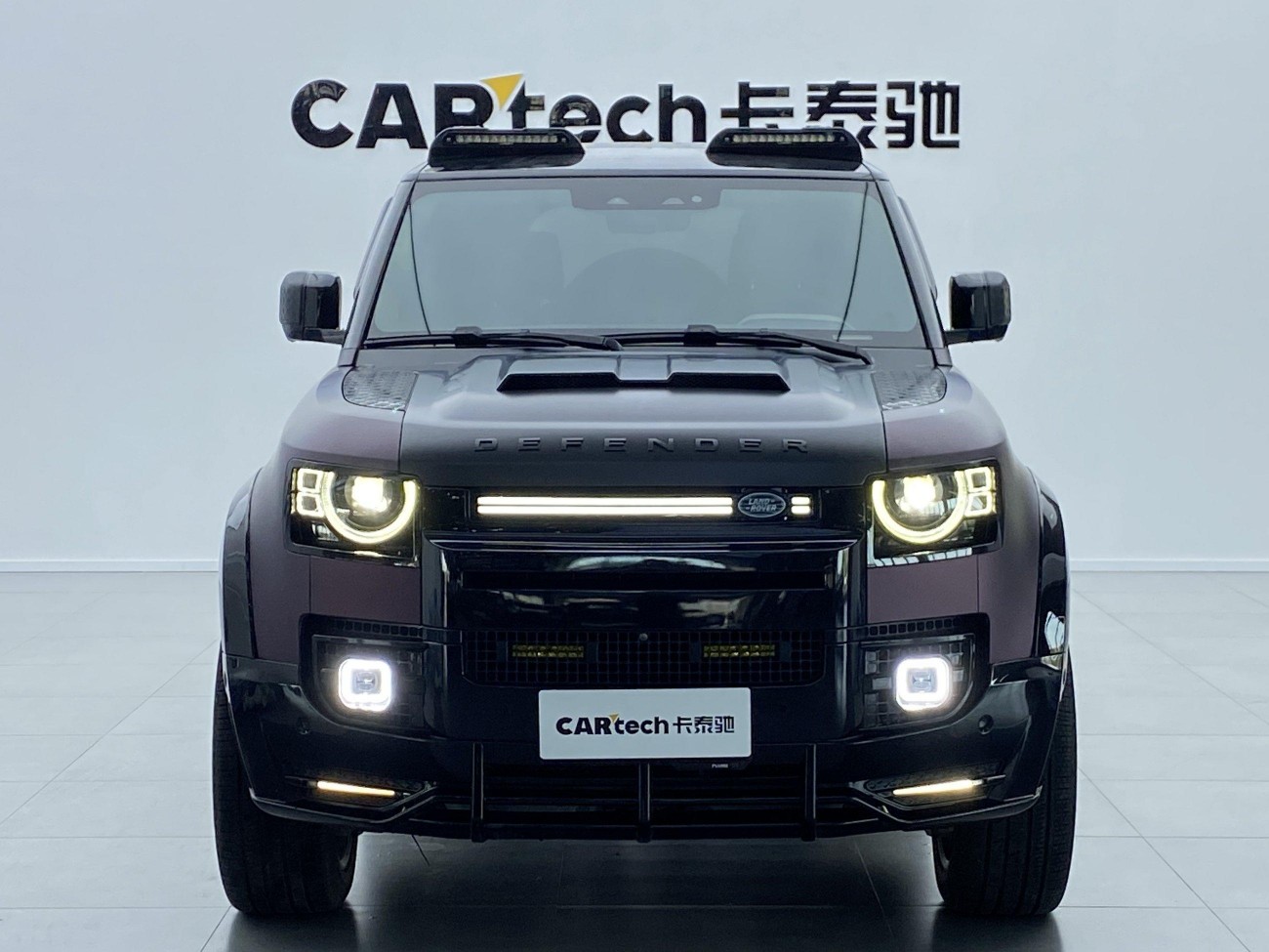 Land Rover Defender 2021
