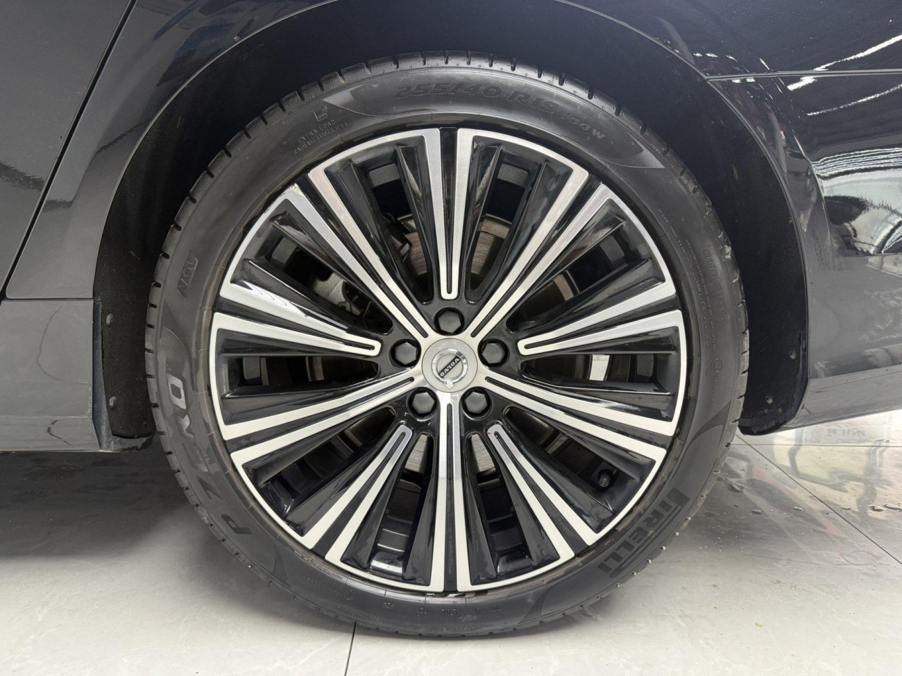 Volvo S90 2023