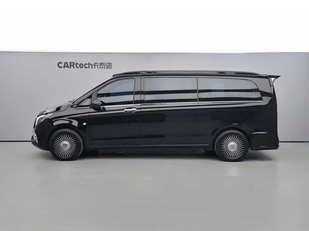 Mercedes-Benz Vito 2024