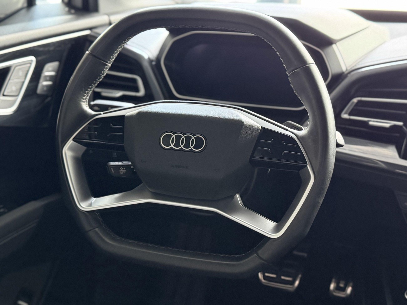 Audi Q4 e-tron 2023