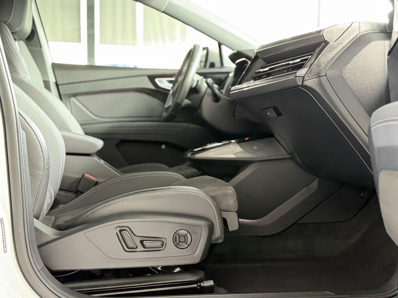 Audi Q4 e-tron 2023
