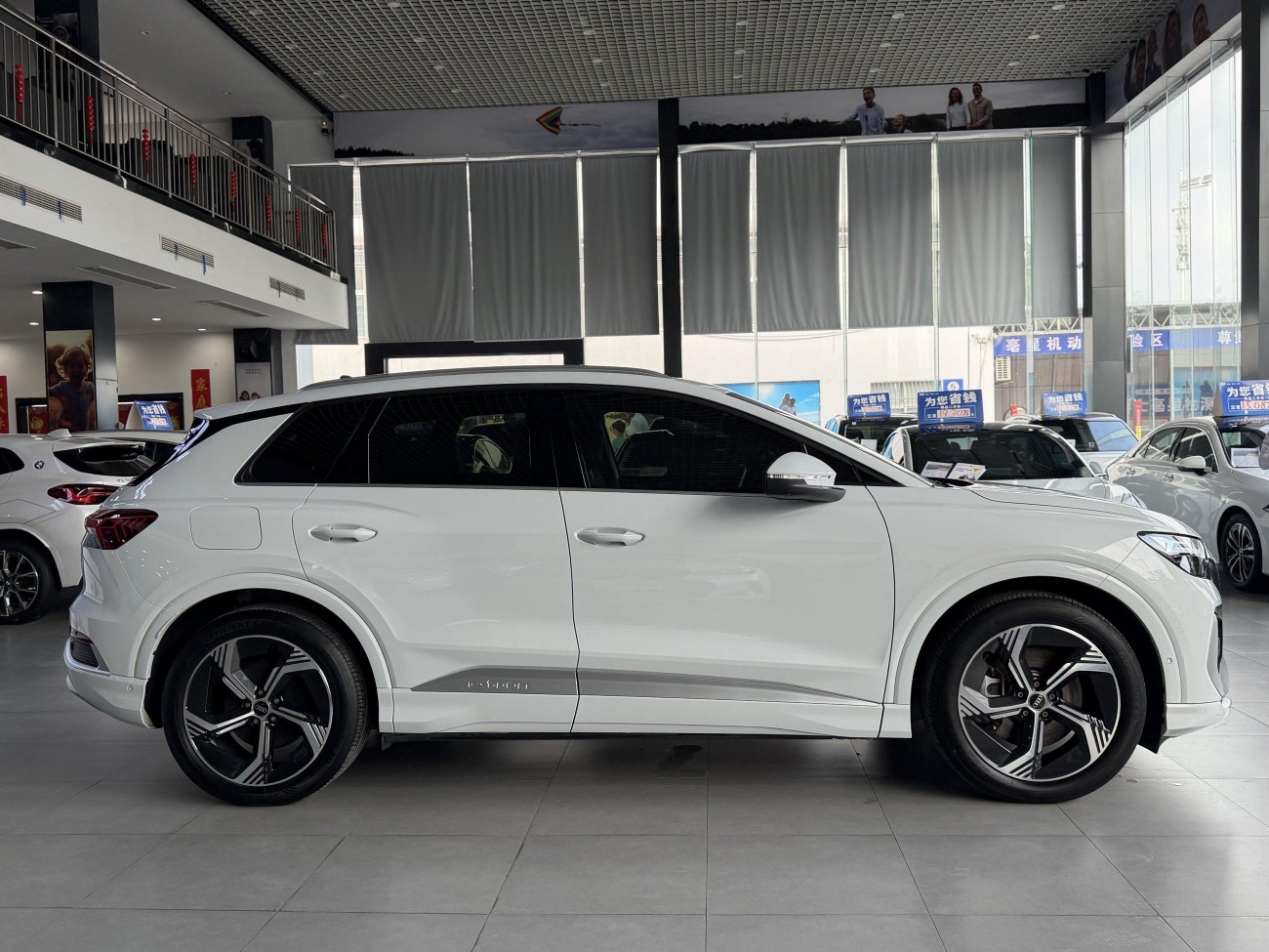 Audi Q4 e-tron 2023