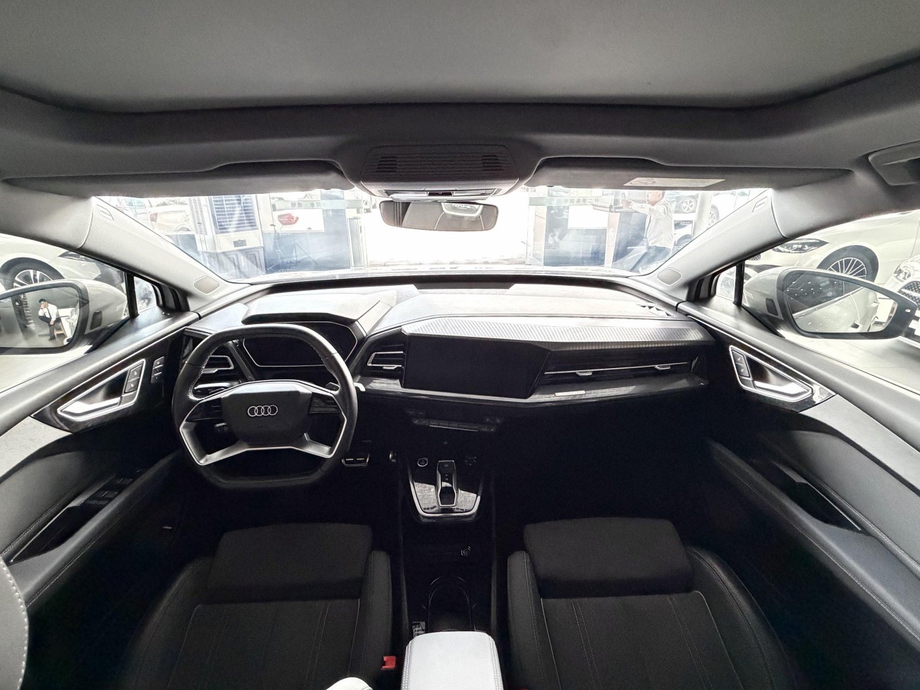 Audi Q4 e-tron 2023