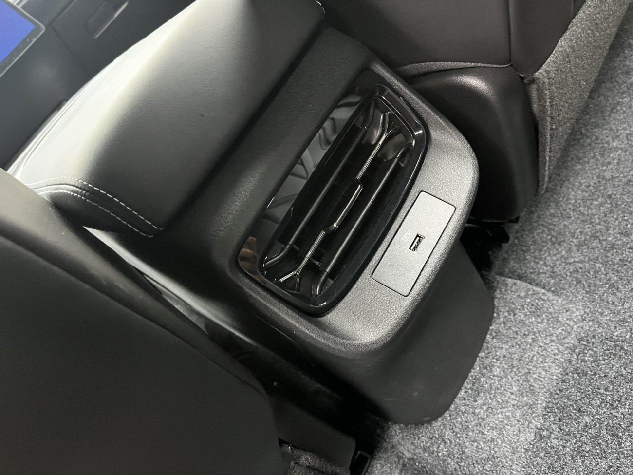 Dongfeng L7 2025