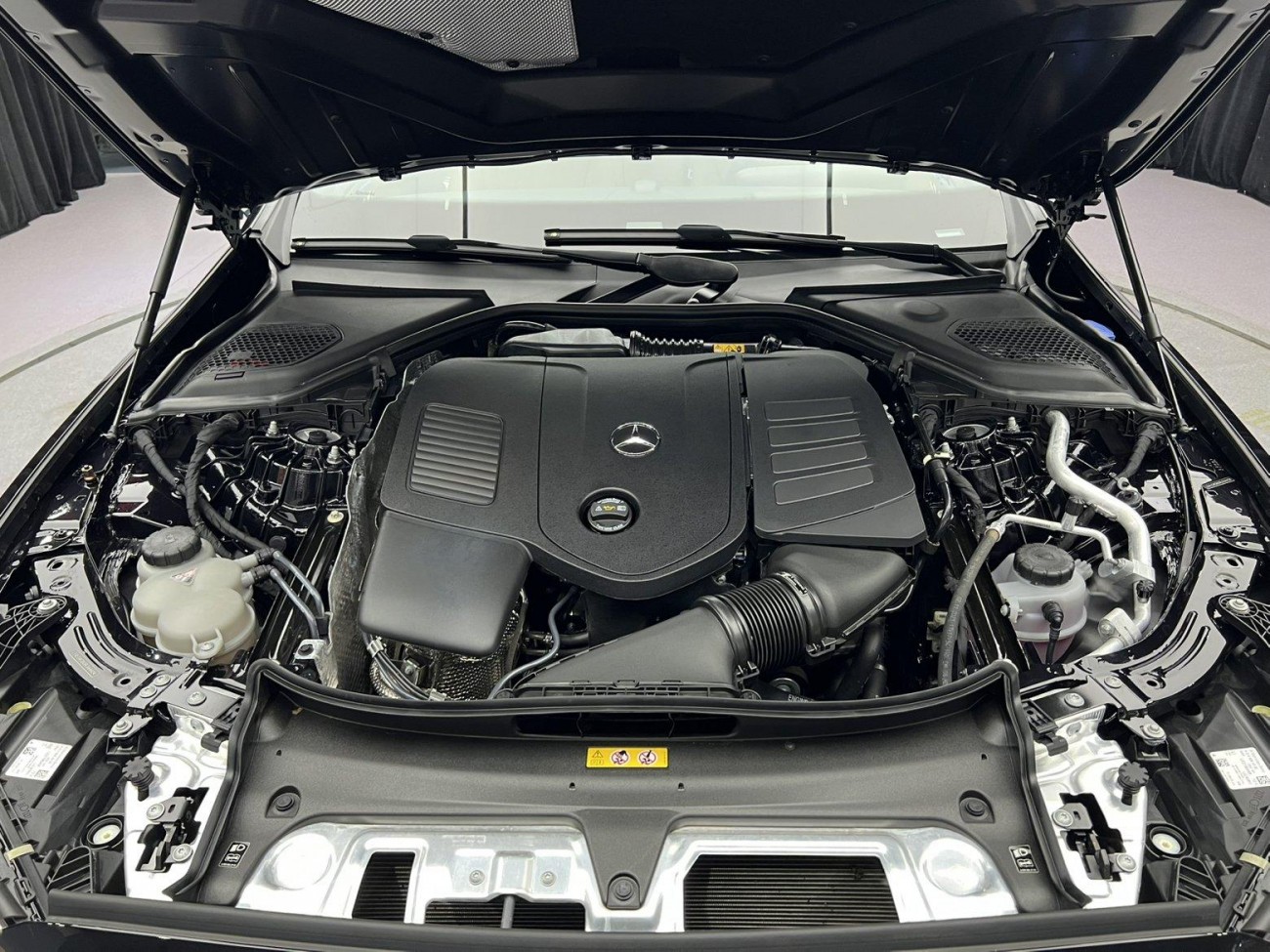 Mercedes-Benz E 300 L 2024