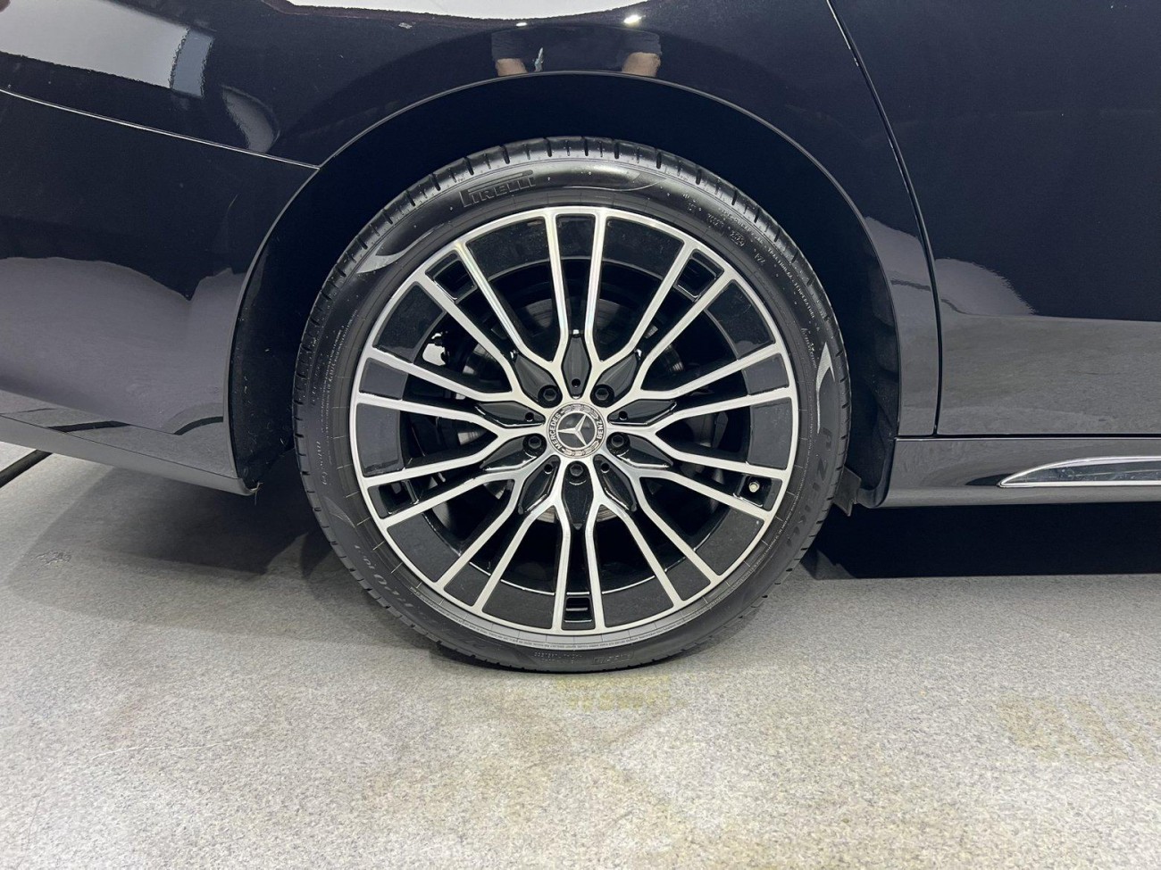 Mercedes-Benz E 300 L 2024
