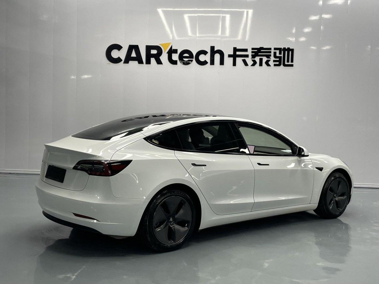 Tesla Model 3 2020