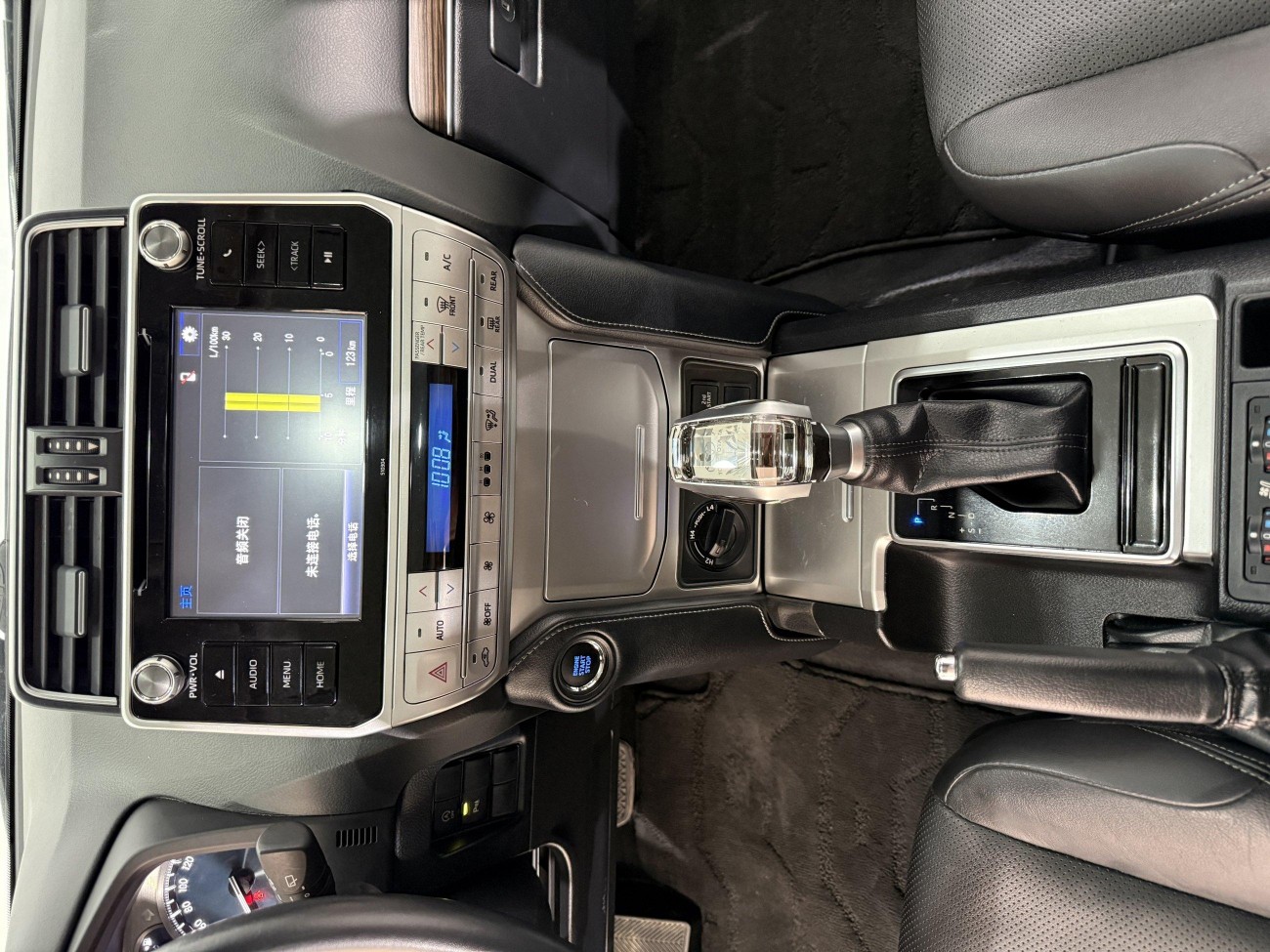 Toyota Prado 2019