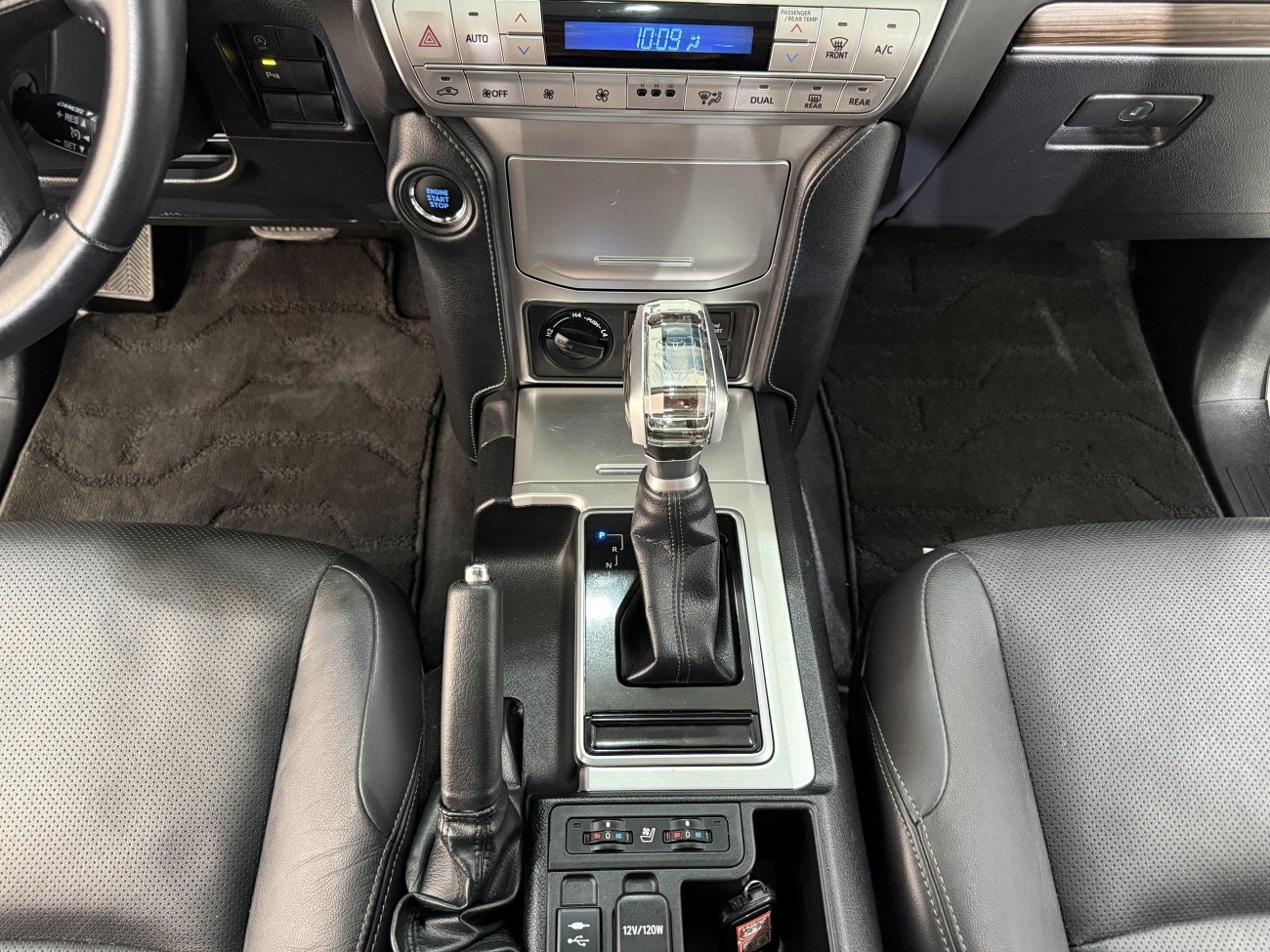 Toyota Prado 2019