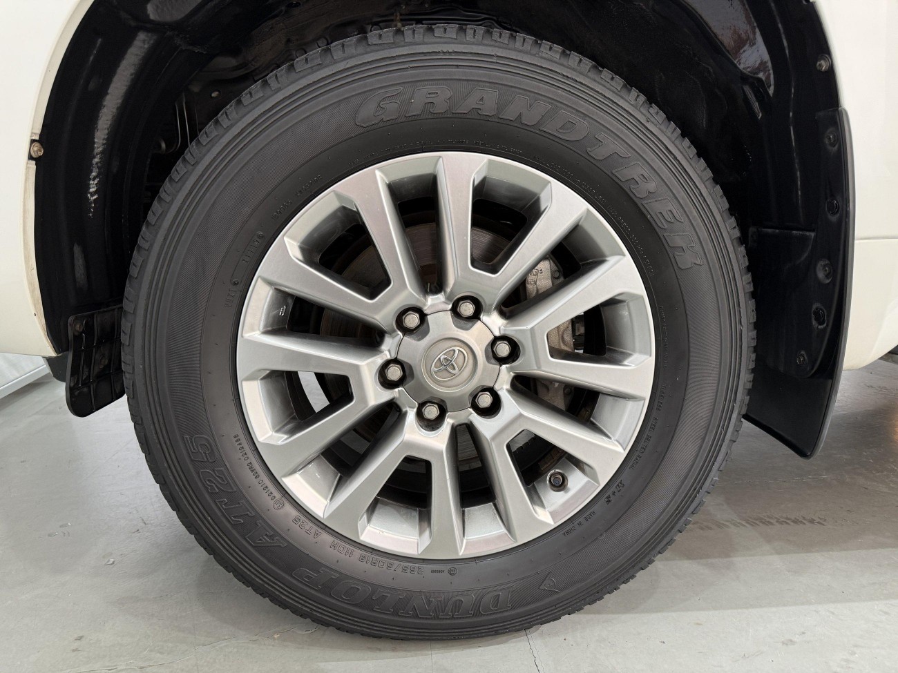 Toyota Prado 2019