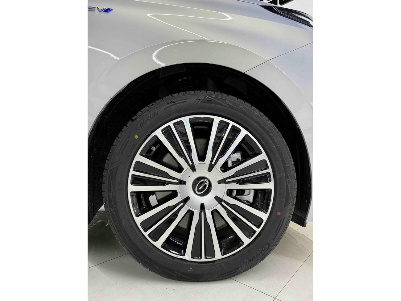 Trumpchi E8 2024