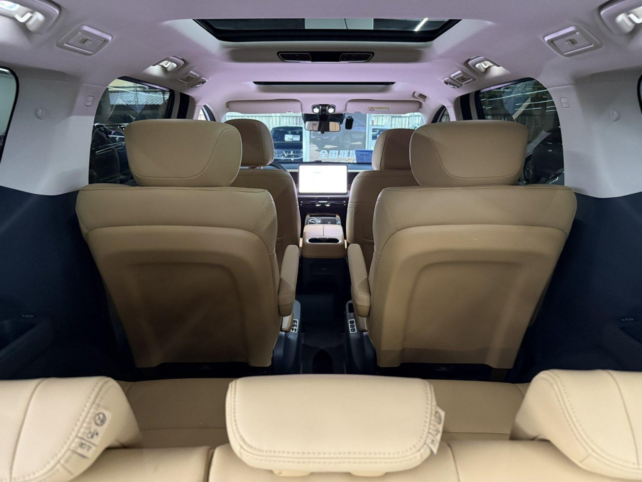Trumpchi E8 2025