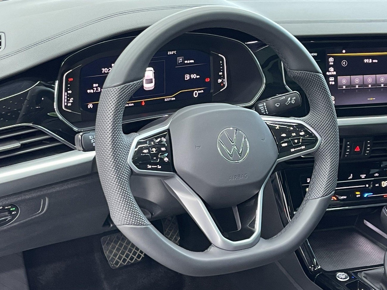 Volkswagen Passat 2024