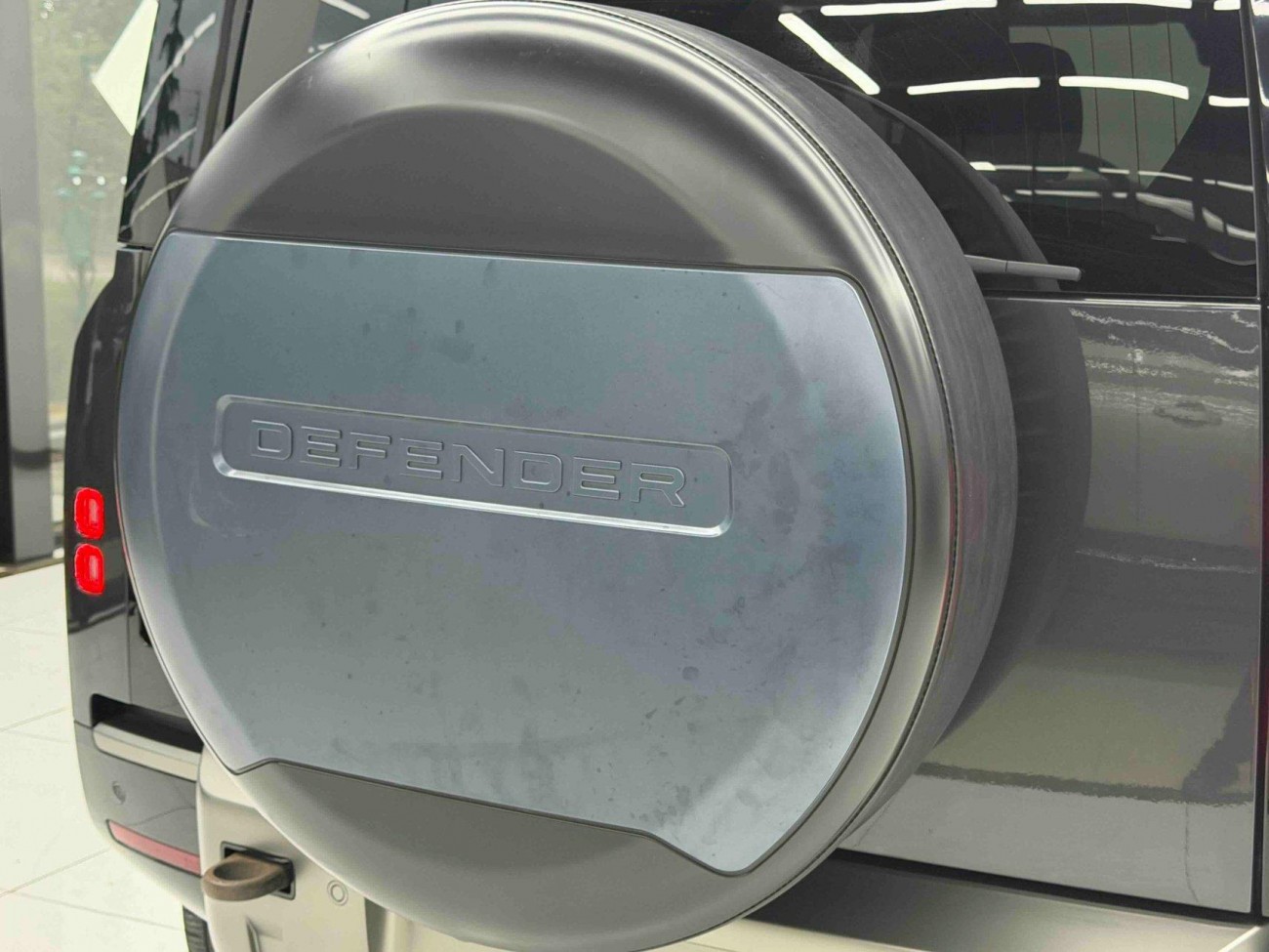 Land Rover Defender 2021