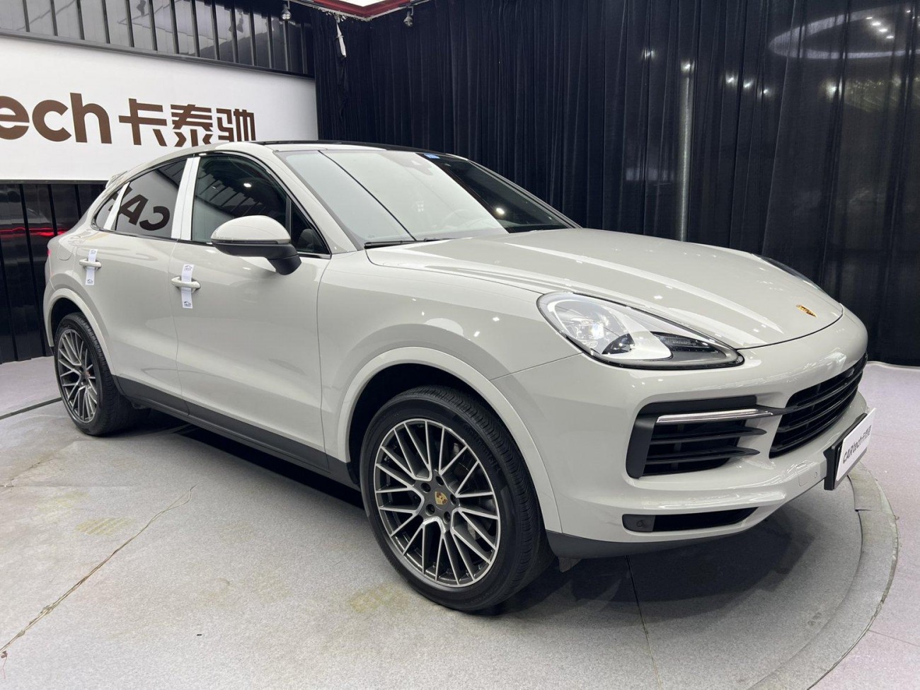 Porsche Cayenne 2022