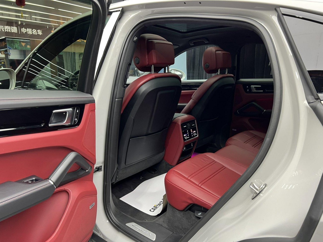 Porsche Cayenne 2022