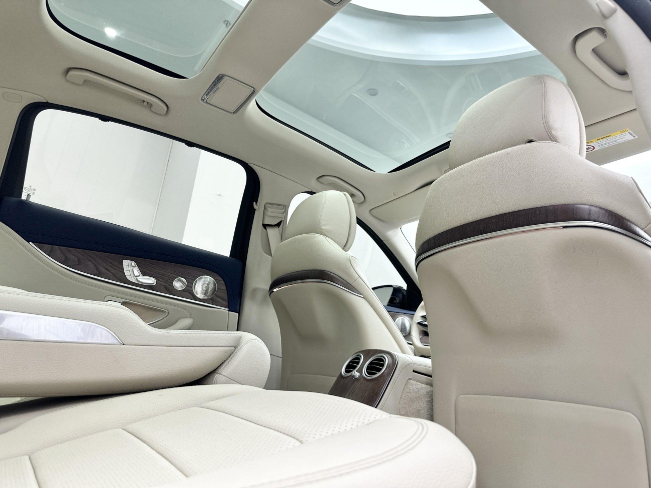 Mercedes-Benz E 300 L 2022