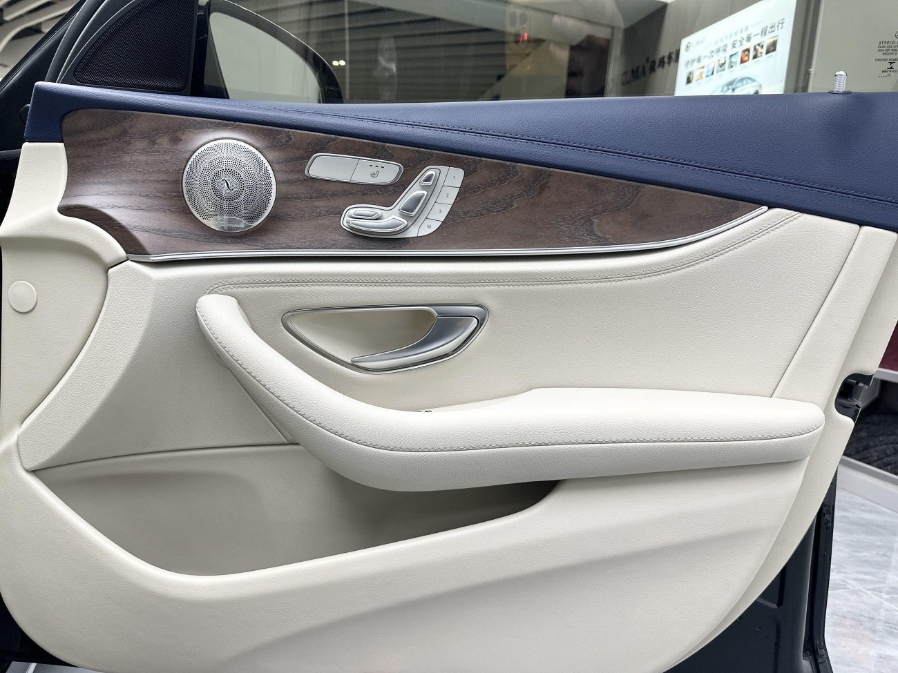 Mercedes-Benz E 300 L 2022