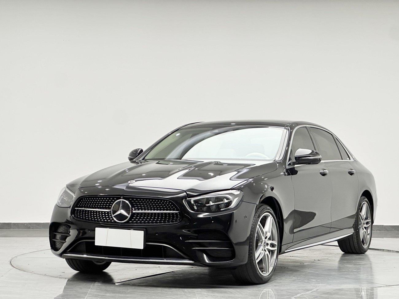 Mercedes-Benz E 300 L 2022
